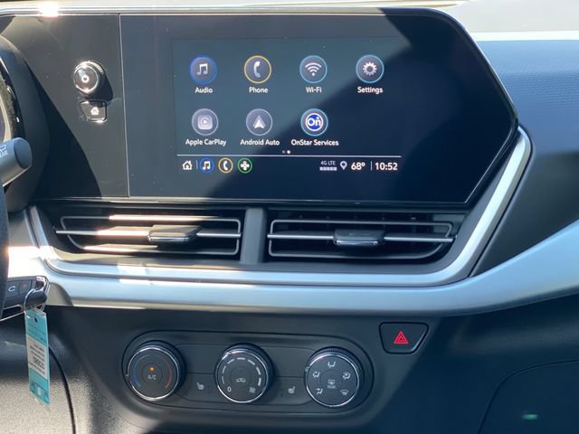 New 2026 Chevrolet Trax RS w/ Sunroof Package FWD image 22