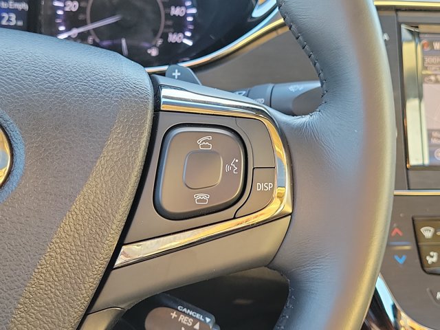 Used 2014 Toyota Avalon Limited FWD image 21