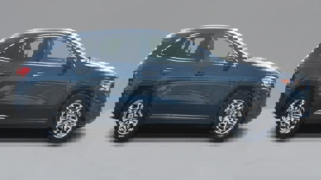 Used 2022 Mercedes-Benz GLA 250 4MATIC image 4