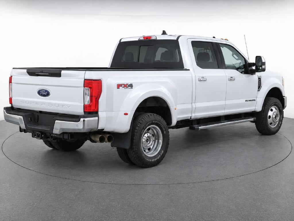 Used 2019 Ford F350 Lariat w/ Lariat Ultimate Package AWD/4WD image 5