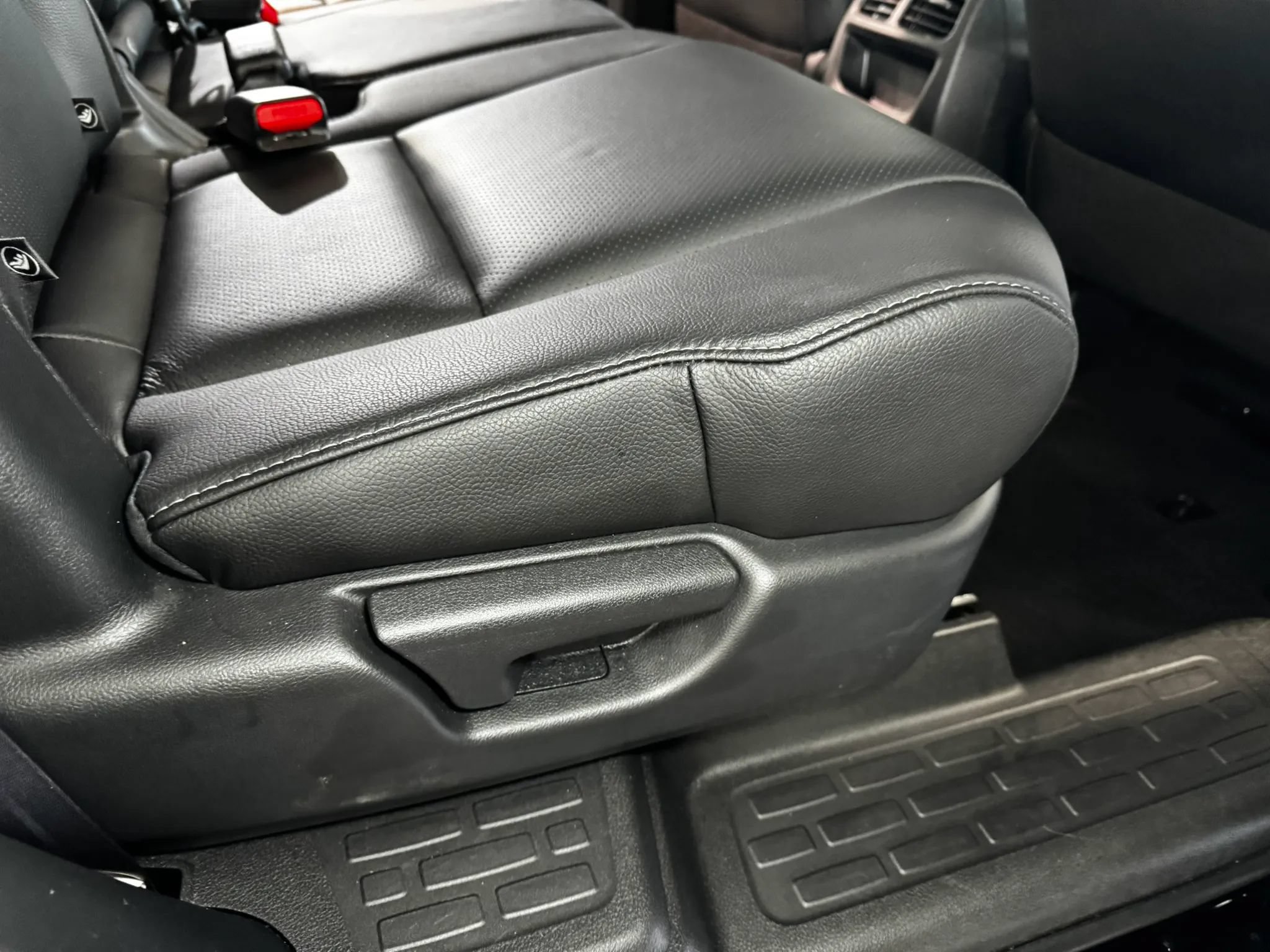 Used 2022 Honda Passport EX-L image 17