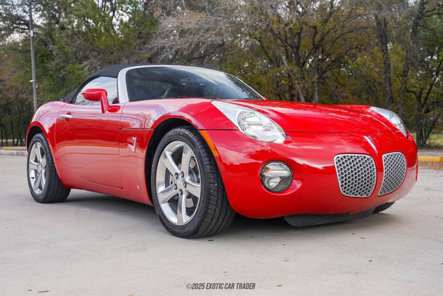 Used 2006 Pontiac Solstice Convertible w/ Premium Package image 19