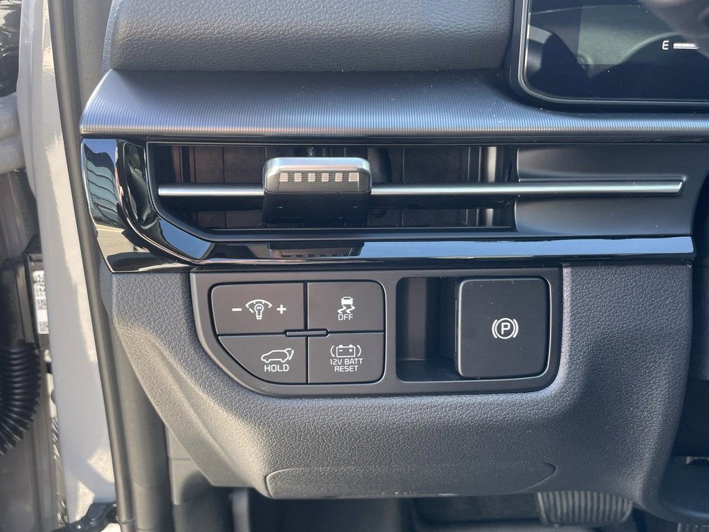 New 2026 Kia Sportage EX w/ EX Panoramic Sunroof Package image 10