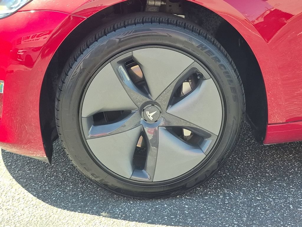 Used 2019 Tesla Model 3 RWD image 11