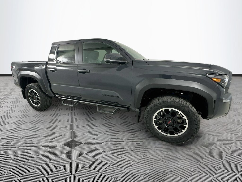 New 2026 Toyota Tacoma TRD Off-Road w/ TRD Off Road Premium Package AWD/4WD image 3