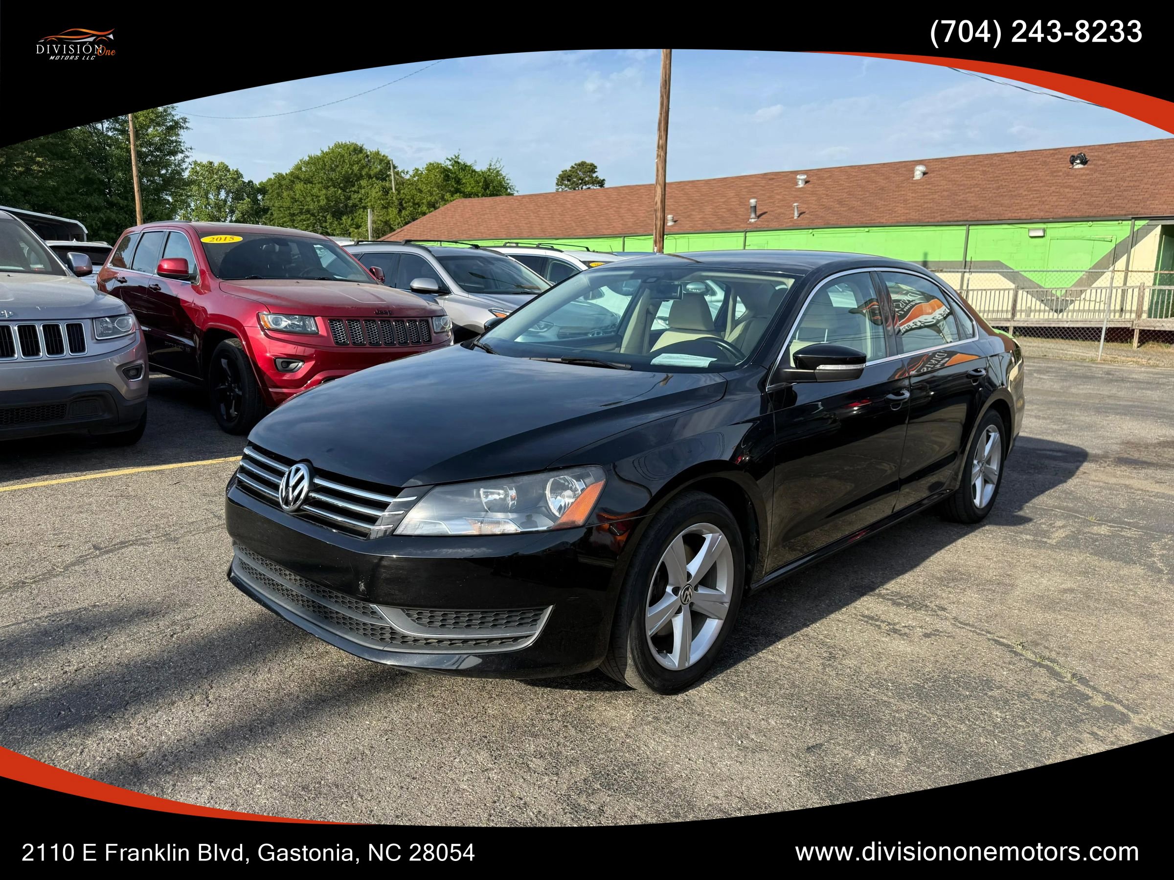 Used 2014 Volkswagen Passat 1.8T SE FWD image 1