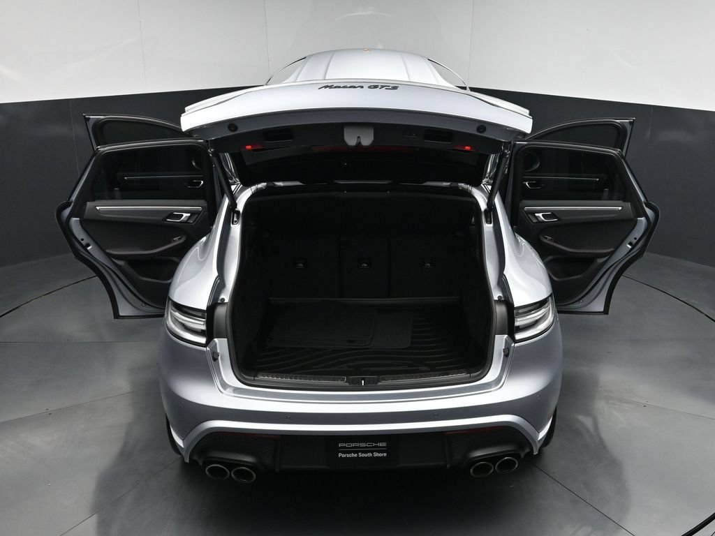 New 2024 Porsche Macan GTS AWD/4WD image 31