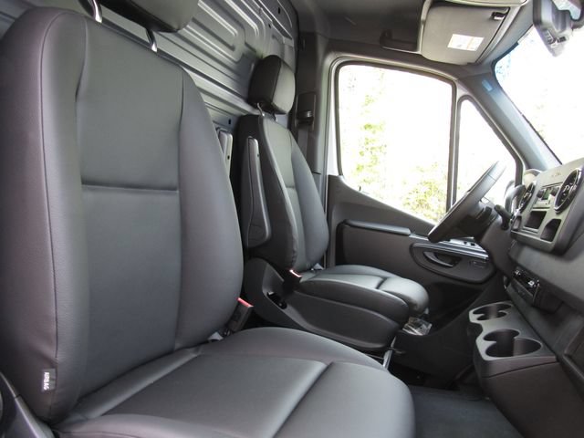 Certified 2025 Mercedes-Benz Sprinter 2500 image 16