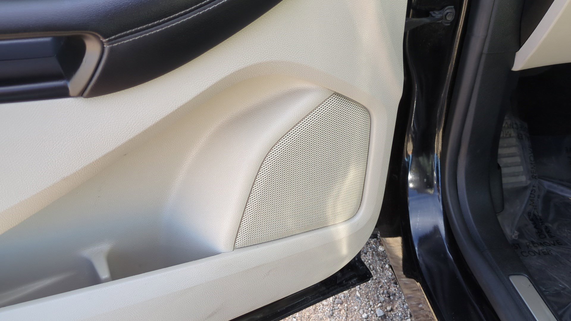 Used 2022 Ford Edge Titanium w/ Equipment Group 301A image 13