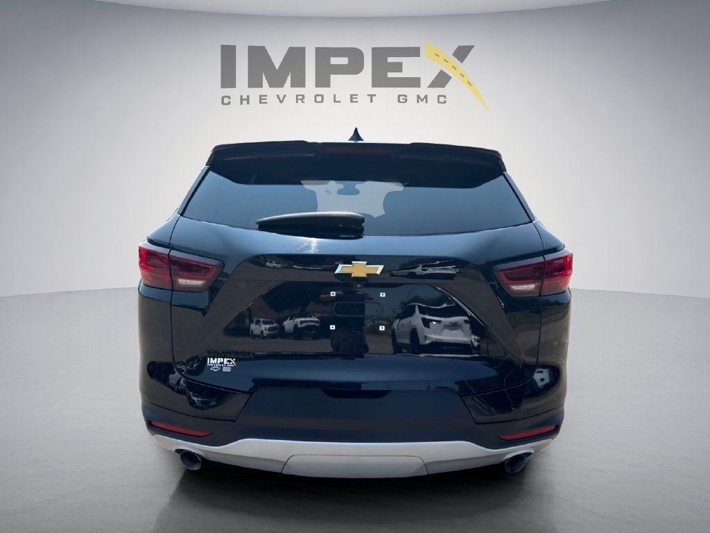 Used 2023 Chevrolet Blazer LT w/ LPO, Floor Liner Package FWD image 4