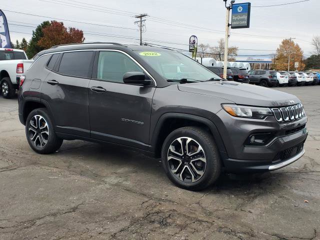Used 2022 Jeep Compass Limited image 2
