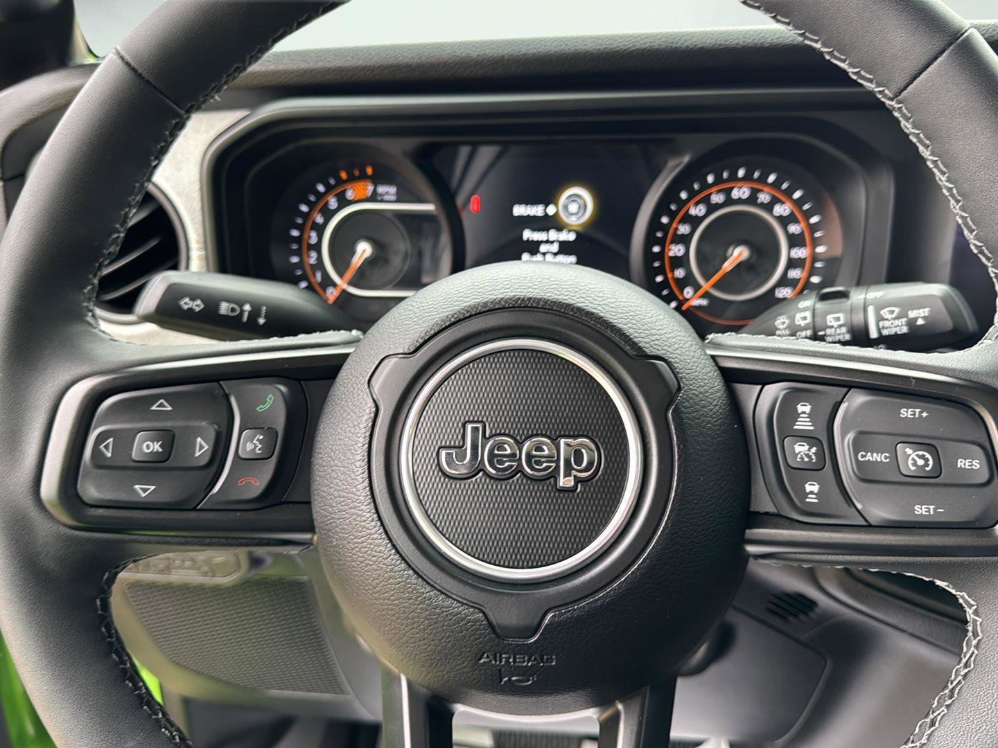 Used 2025 Jeep Wrangler Willys image 11