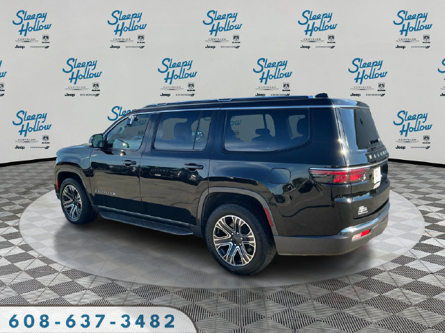 Used 2022 Jeep Wagoneer Series III w/ Flexible Seating Group AWD/4WD image 7