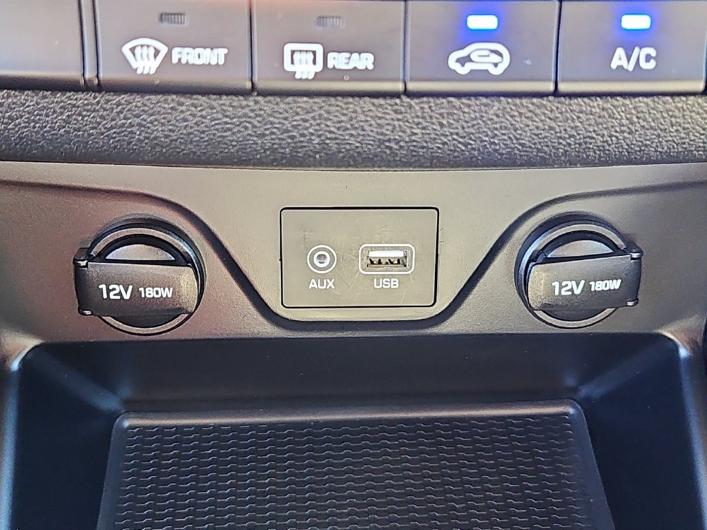 Used 2019 Hyundai Tucson SE AWD/4WD image 16