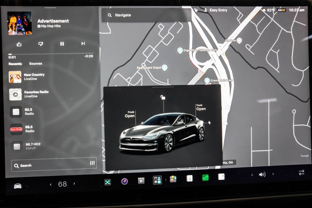 Used 2023 Tesla Model S AWD/4WD image 28