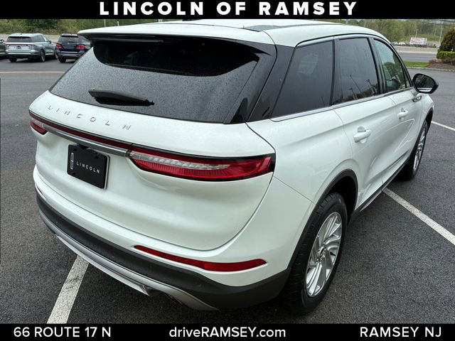 Used 2023 Lincoln Corsair AWD image 7
