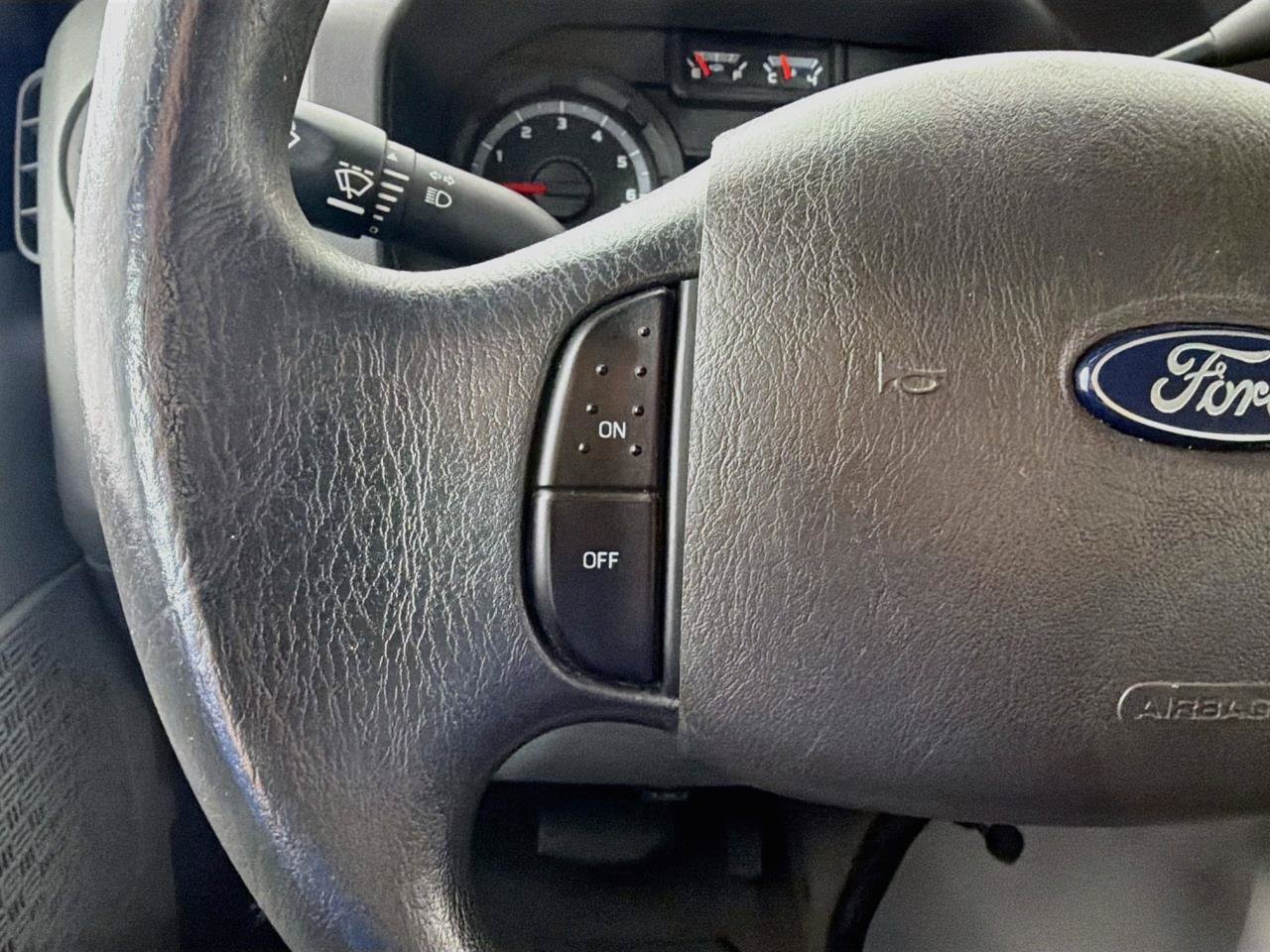 Used 2014 Ford E-350 and Econoline 350 XLT RWD image 41