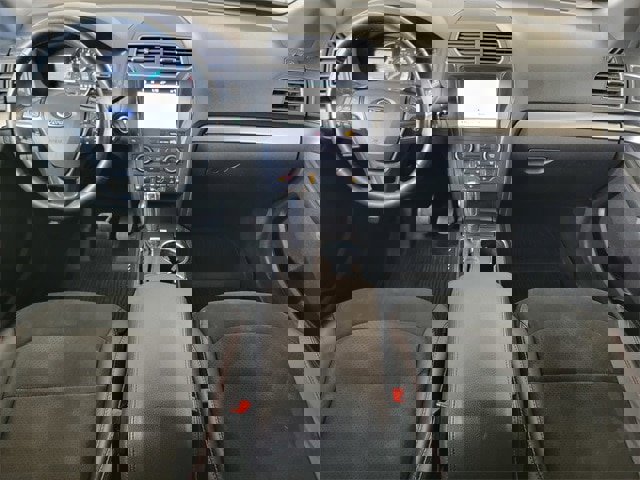 Certified 2019 Ford Explorer XLT w/ Equipment Group 202A image 27