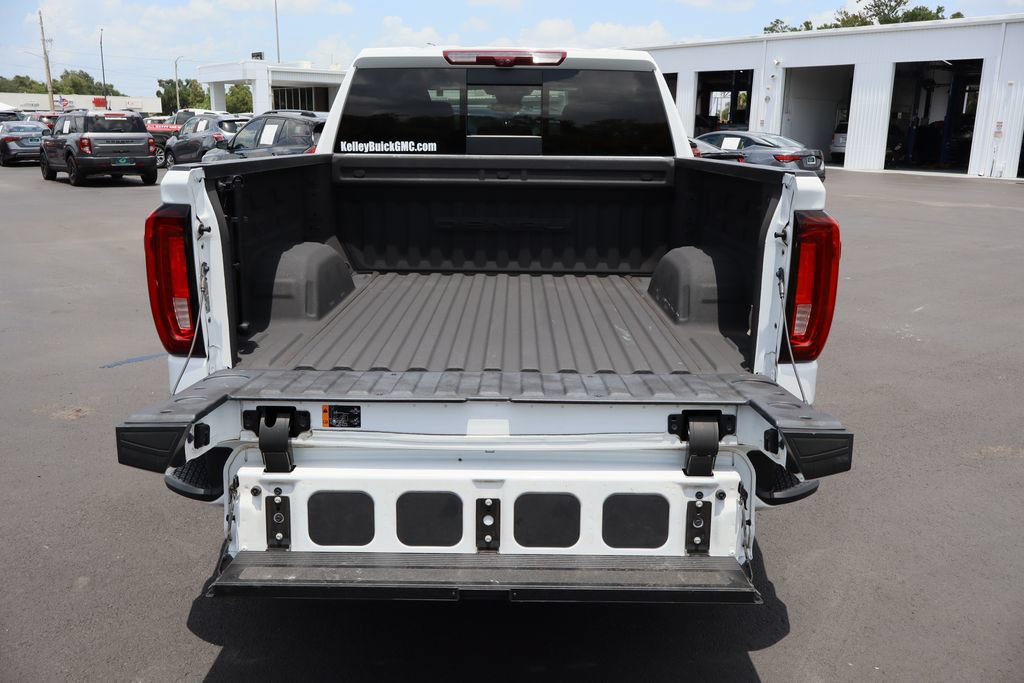 Certified 2023 GMC Sierra 1500 Denali w/ Technology Package RWD image 28