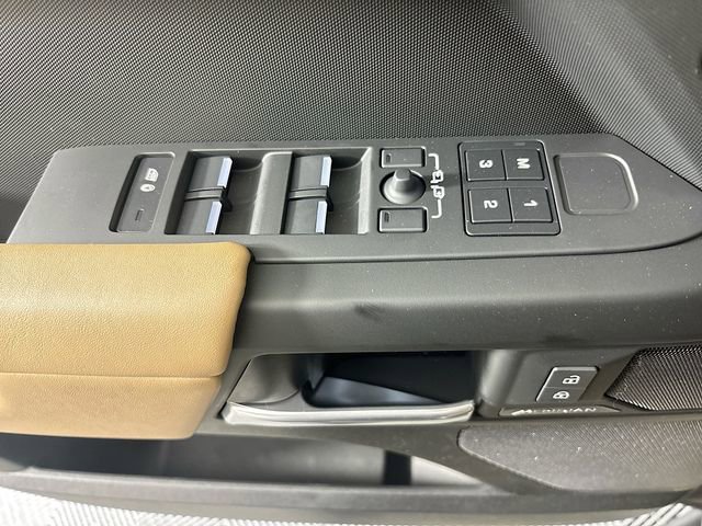 New 2026 Land Rover Defender 130 S image 19