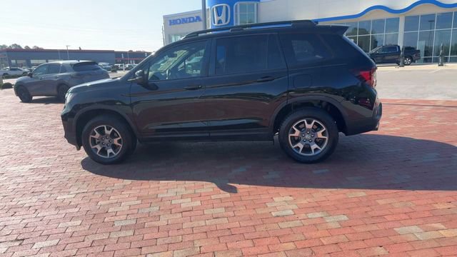 Certified 2023 Honda Passport TrailSport image 8