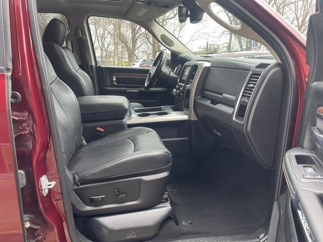 Used 2018 RAM 1500 Laramie AWD/4WD image 25