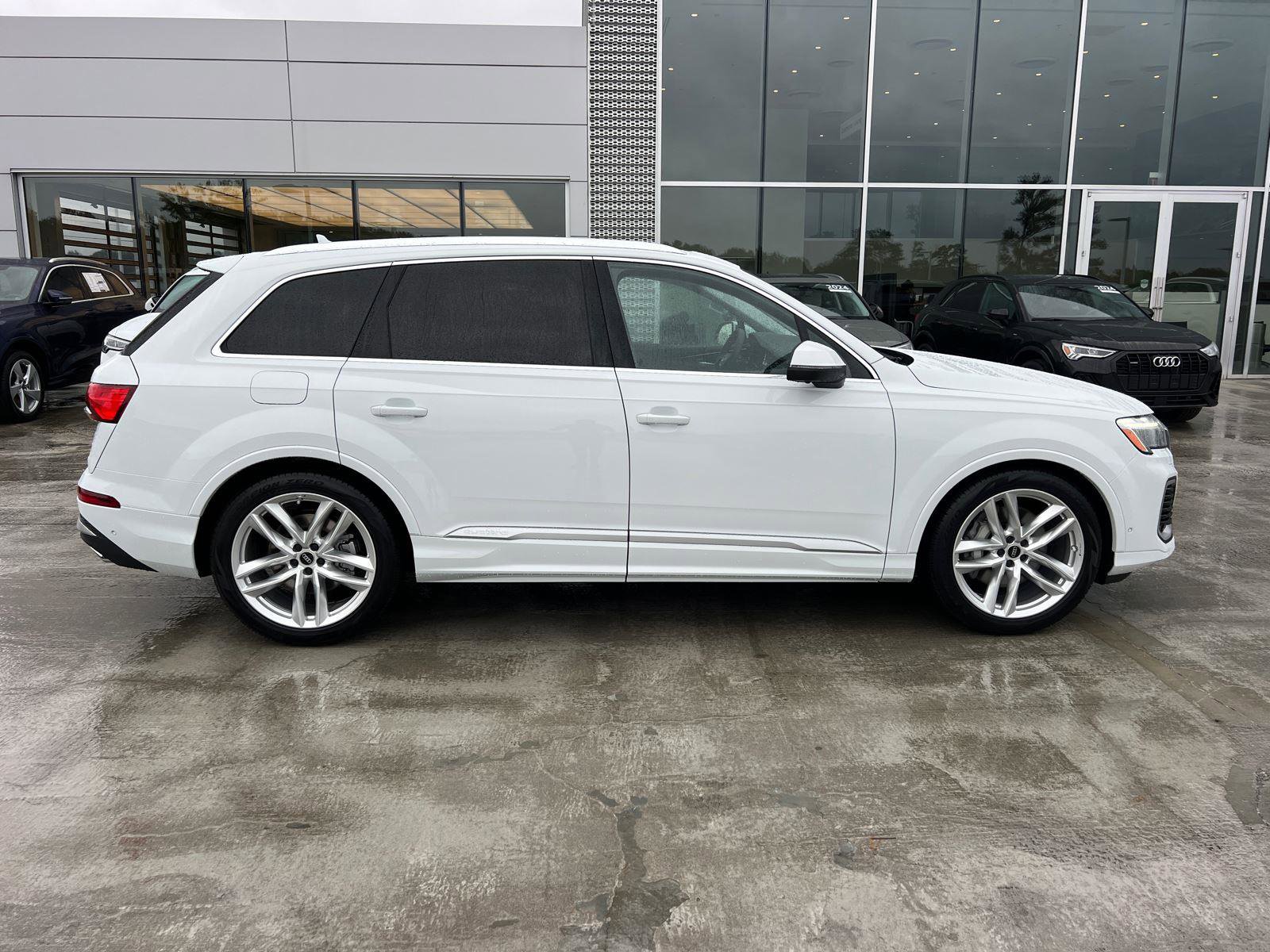New 2025 Audi Q7 3.0T Premium Plus image 4