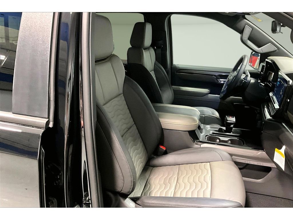 Used 2026 Chevrolet Silverado 1500 ZR2 image 8