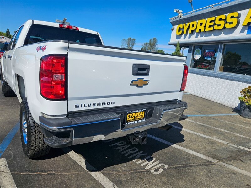 Used 2017 Chevrolet Silverado 2500 W/T AWD/4WD image 4