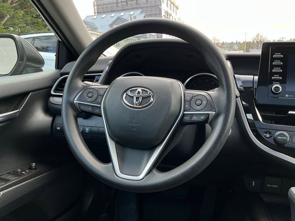 Used 2023 Toyota Camry LE w/ Convenience Package FWD image 20