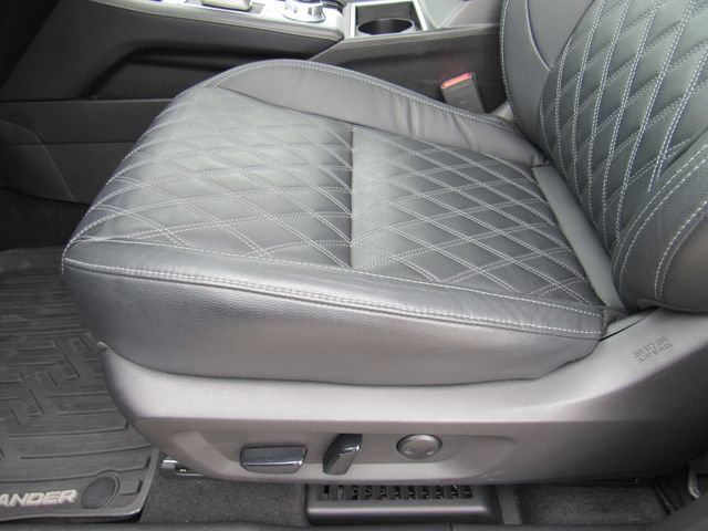 Used 2024 Mitsubishi Outlander SEL FWD image 24