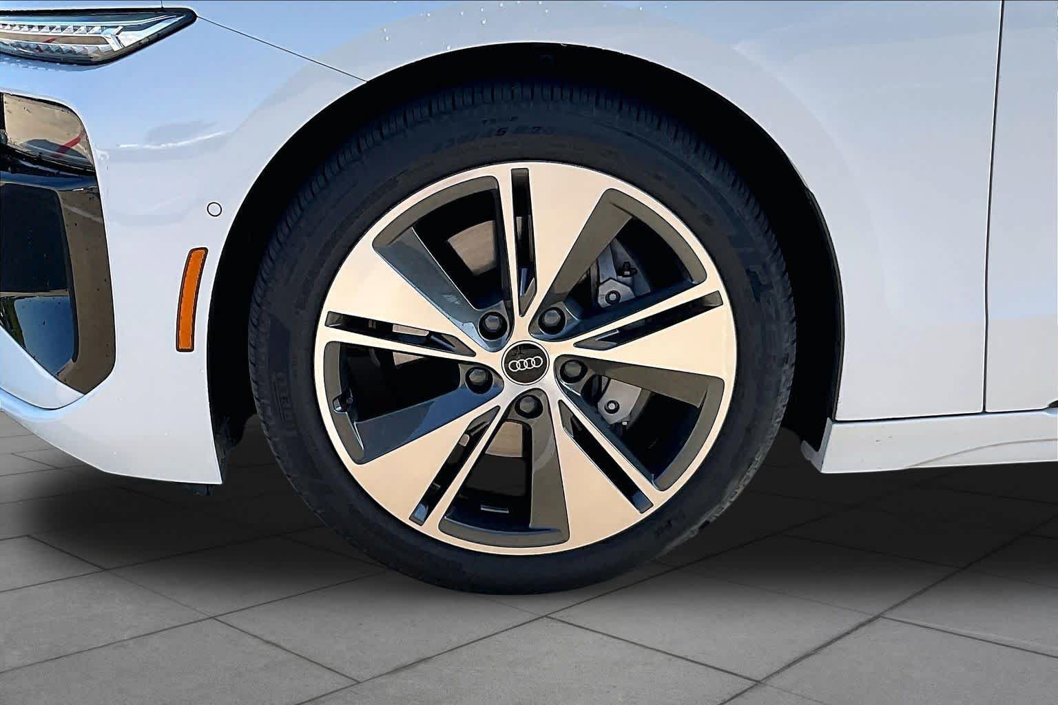 New 2025 Audi A6 e-tron Premium Plus w/ Premium Plus RWD image 9