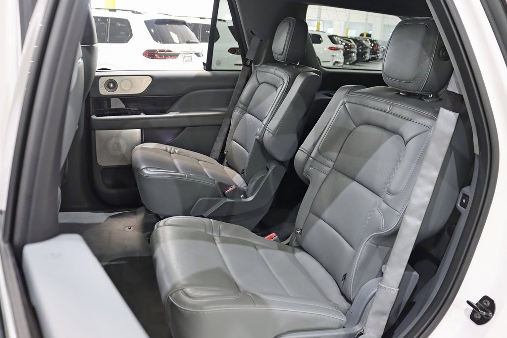 Used 2019 Lincoln Navigator Reserve image 31