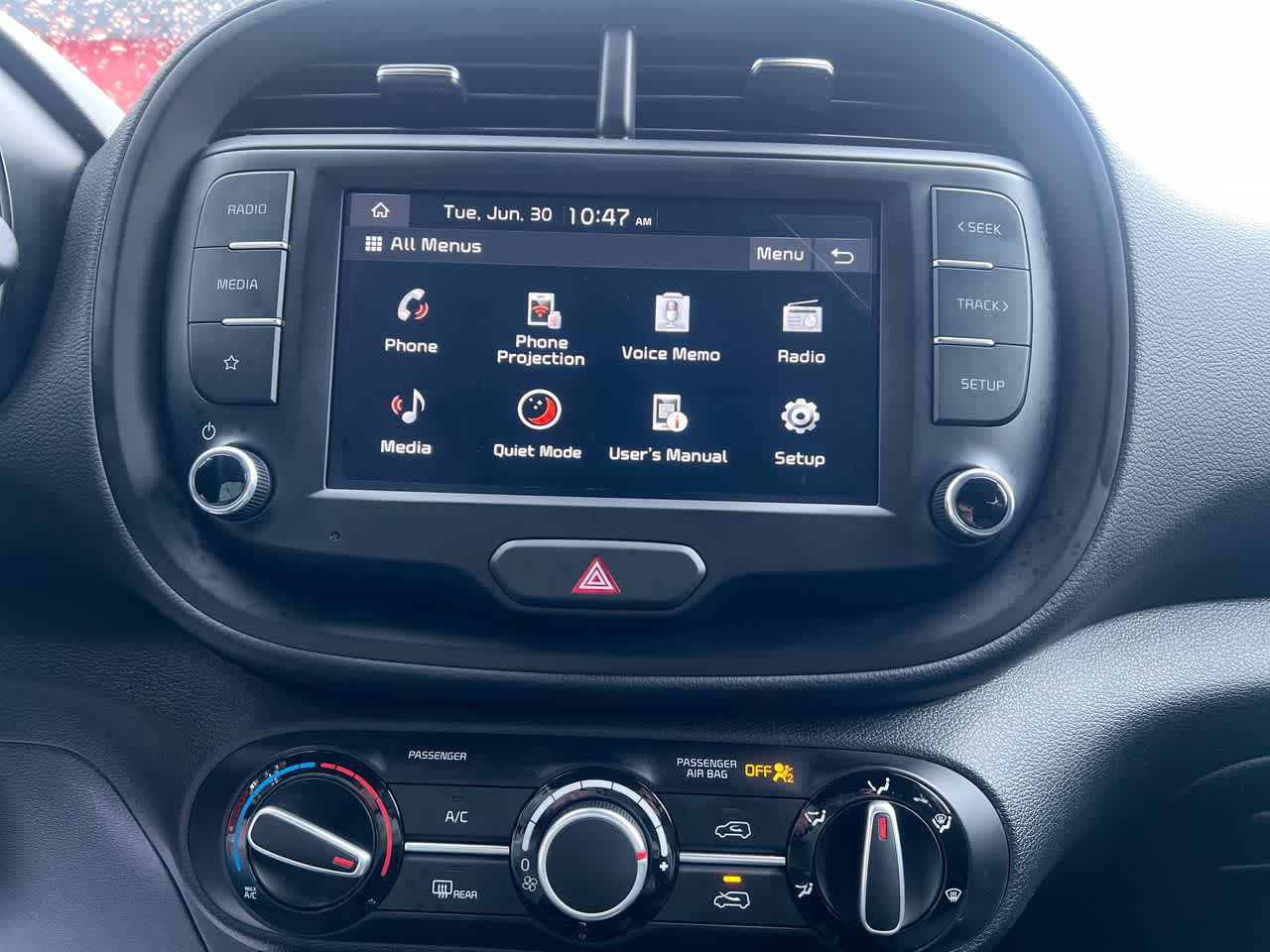 Certified 2025 Kia Soul LX w/ LX Technology Package FWD image 18