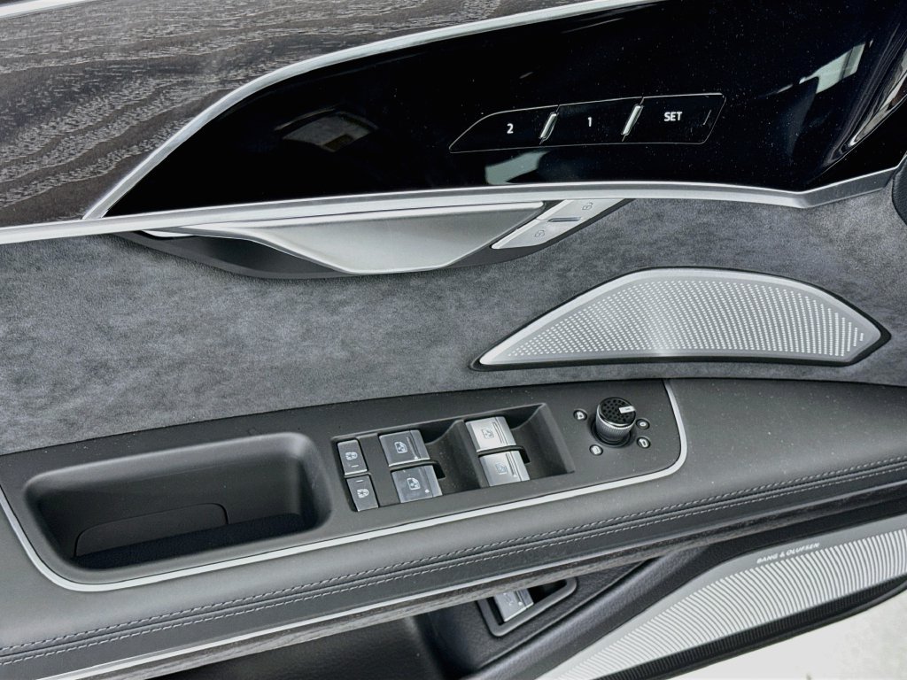 New 2026 Audi A8 L 3.0T AWD/4WD image 22