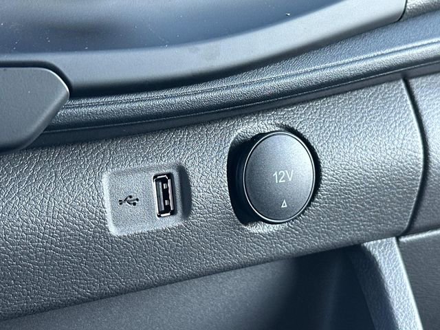 New 2025 Ford Transit 250 148 Medium Roof image 19