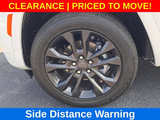 Used 2026 Jeep Grand Cherokee Limited AWD/4WD image 30