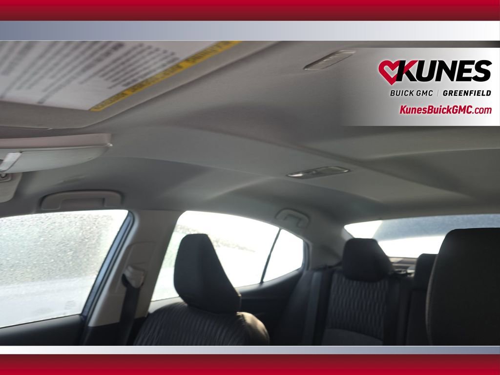 Used 2025 Toyota Camry LE image 29