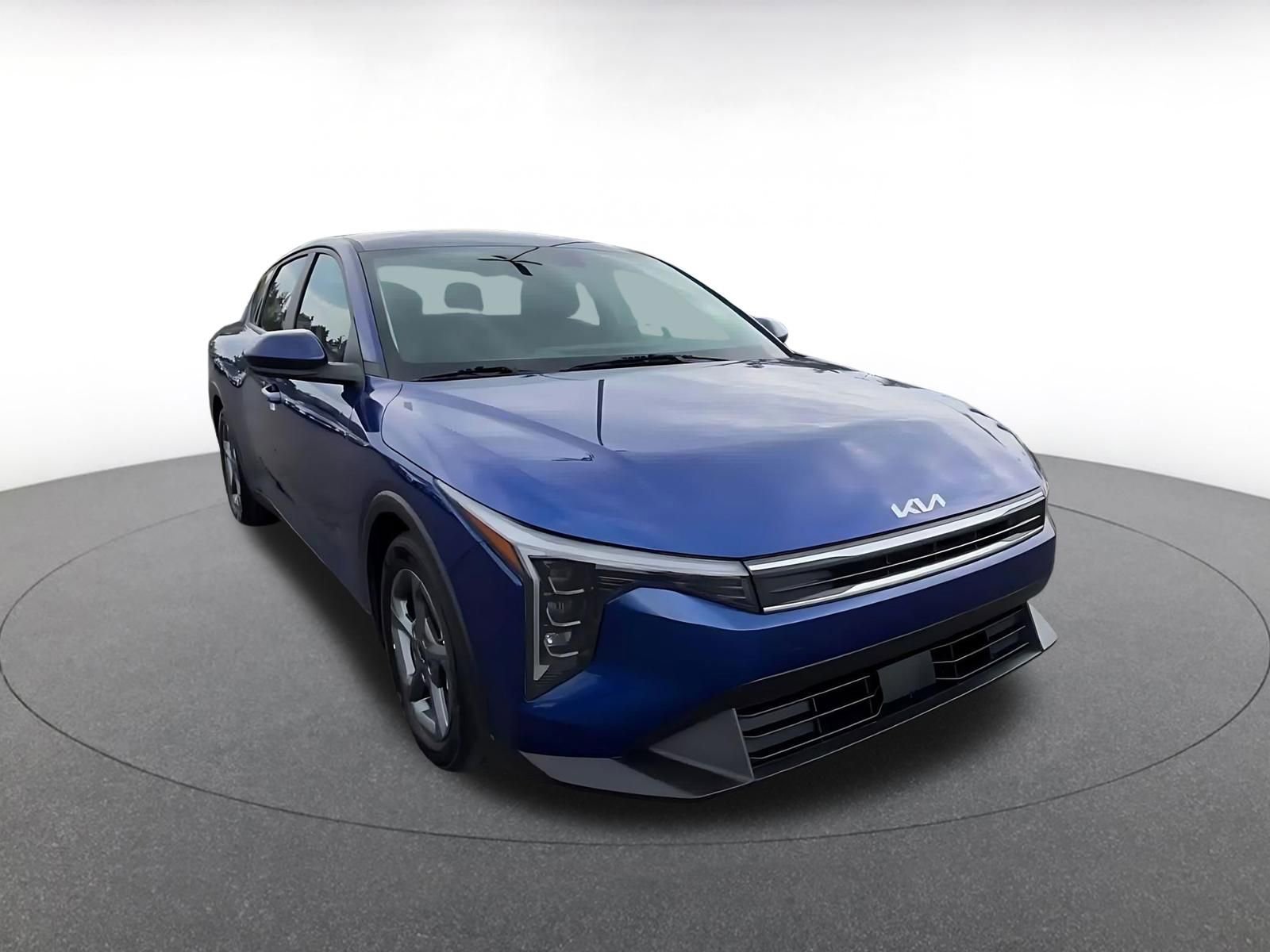 Used 2025 Kia K4 FWD image 3