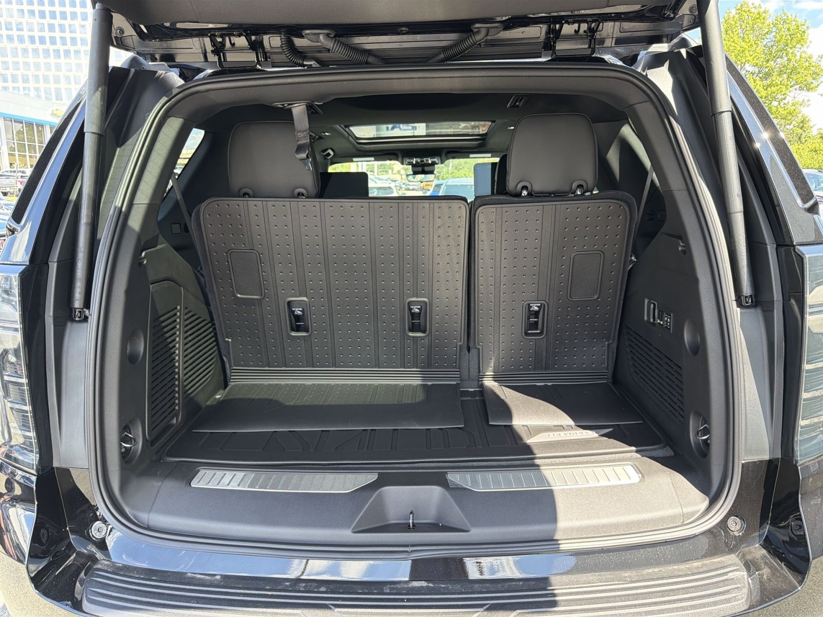 New 2026 Chevrolet Tahoe High Country AWD/4WD image 27