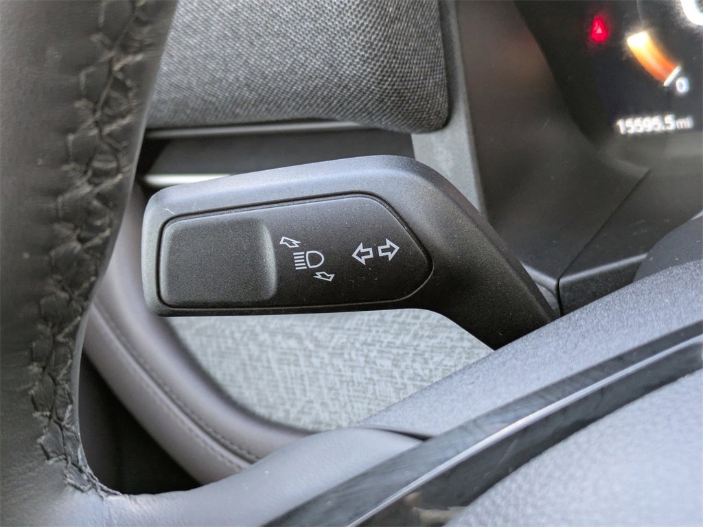 Used 2025 Ford Explorer Platinum image 40