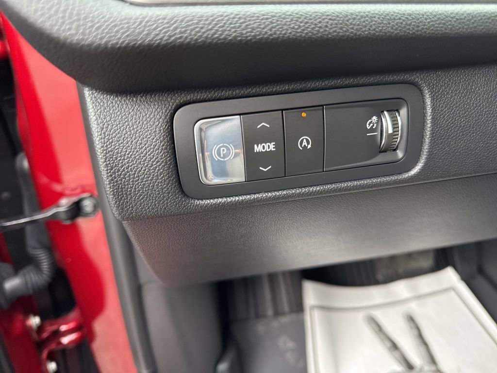 New 2026 Chevrolet Traverse LT w/ LPO, Floor Liner Package image 15