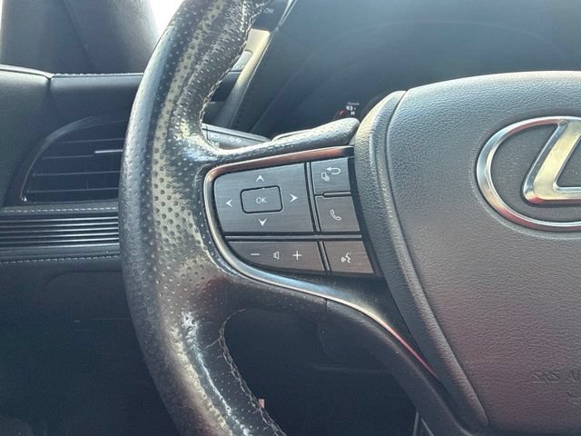 Used 2018 Lexus LS 500 F Sport w/ Accessory Package (Z2) AWD/4WD image 18