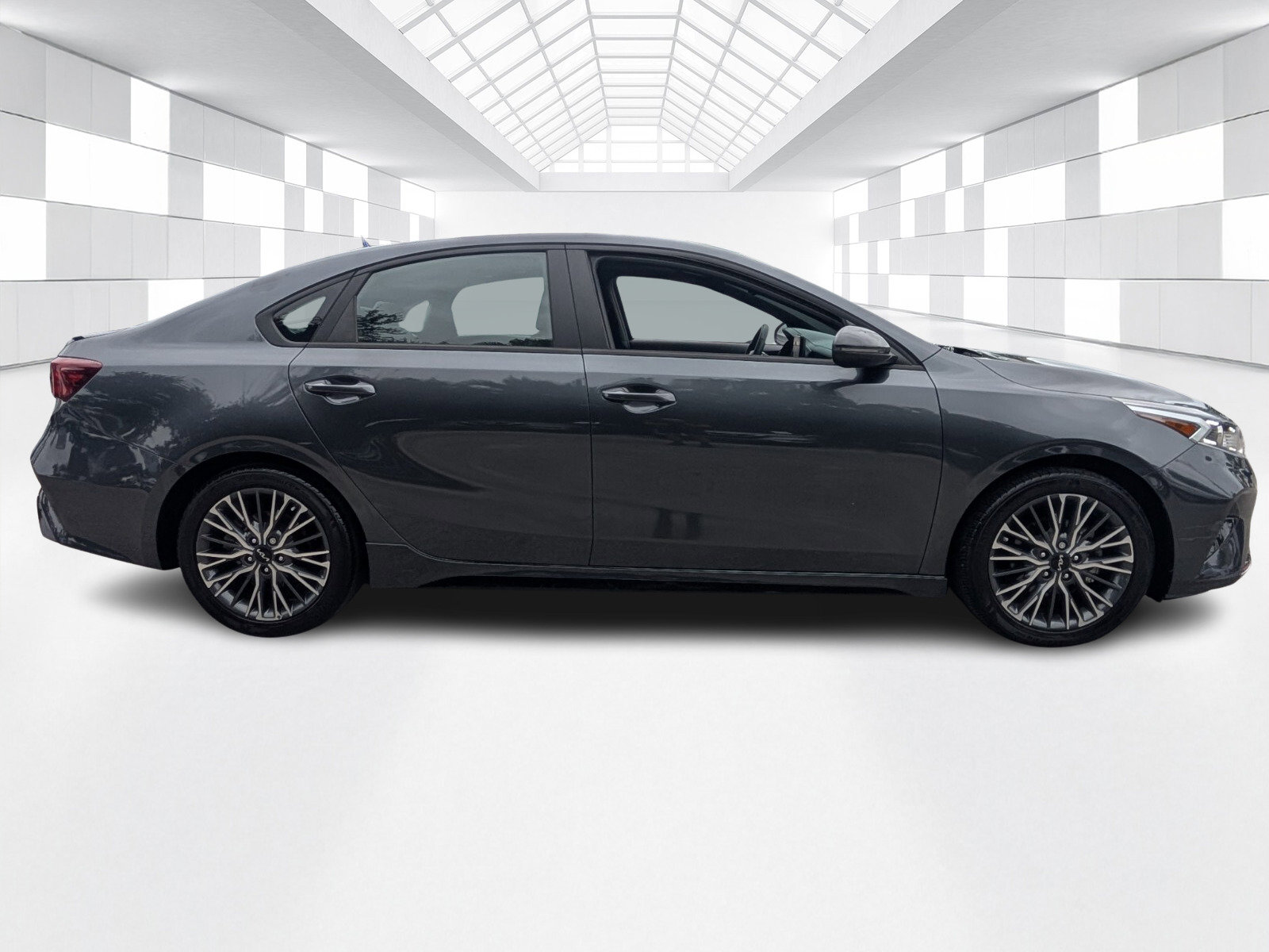 Used 2024 Kia Forte GT-Line w/ GT-Line Premium Package image 8