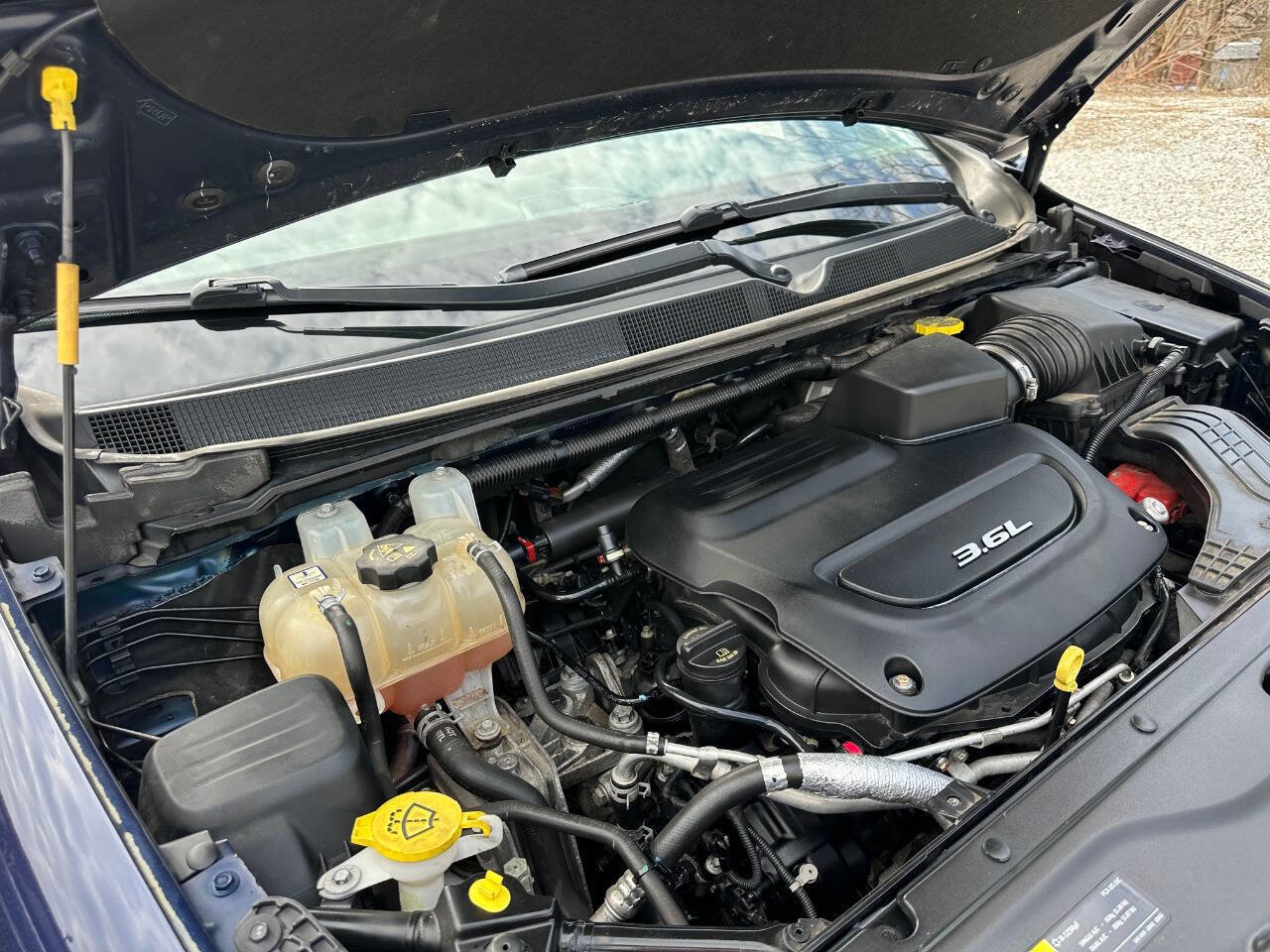 Used 2018 Chrysler Pacifica Touring-L w/ Tire & Wheel Group image 19