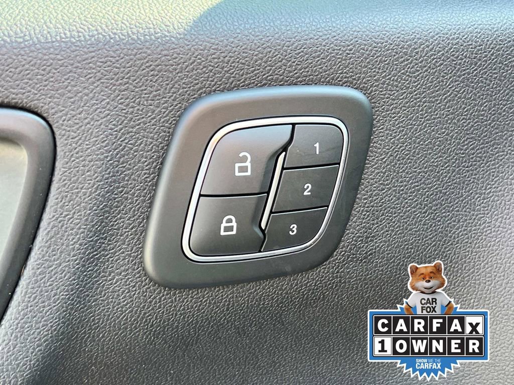 Used 2022 Ford Escape SEL w/ Technology Package image 27
