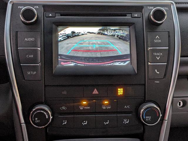 Used 2015 Toyota Camry LE image 14