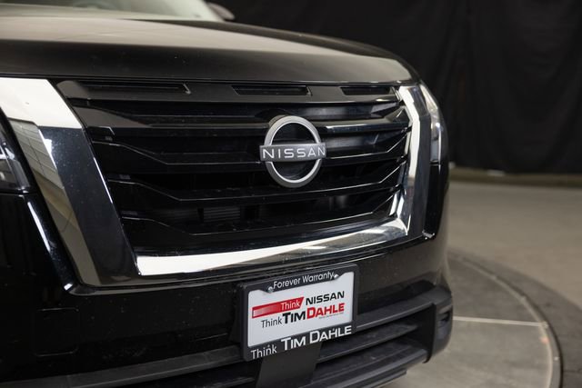 Used 2024 Nissan Pathfinder SV AWD/4WD image 5