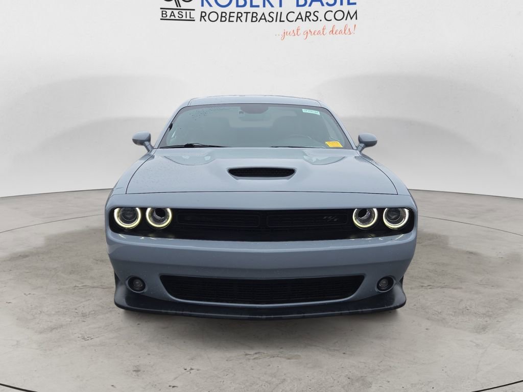 Used 2022 Dodge Challenger R/T w/ Driver Convenience Group image 8