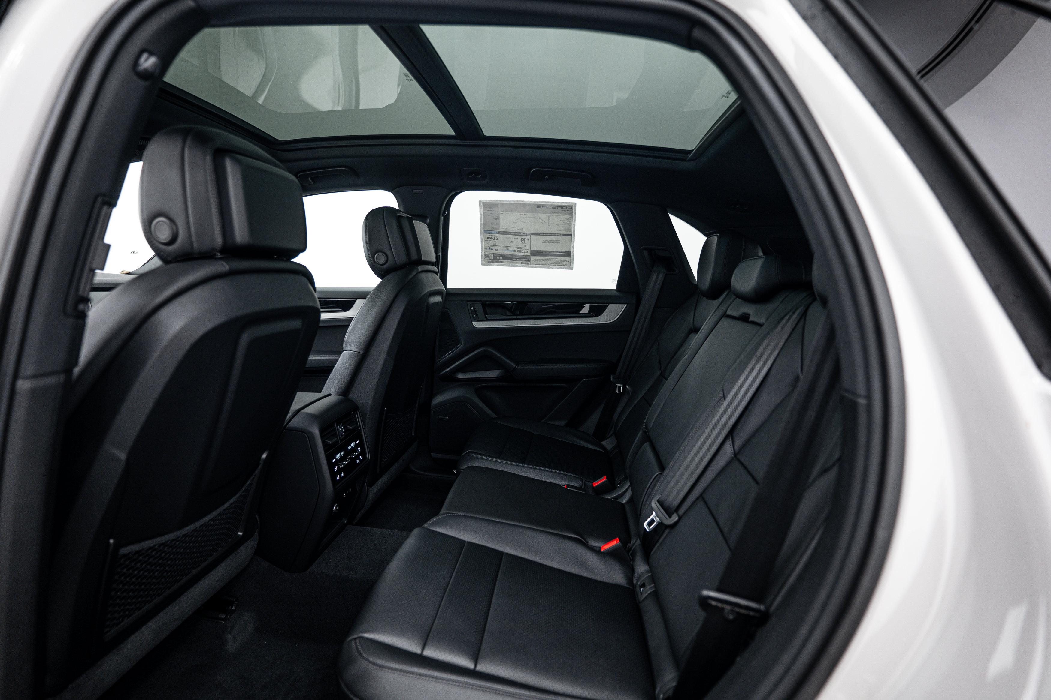 Certified 2026 Porsche Cayenne AWD/4WD image 22